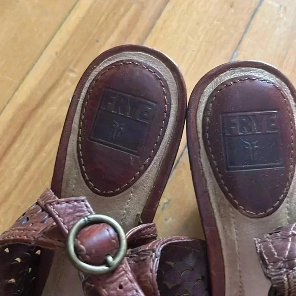 Frye  peep toes - Picture 5 of 6